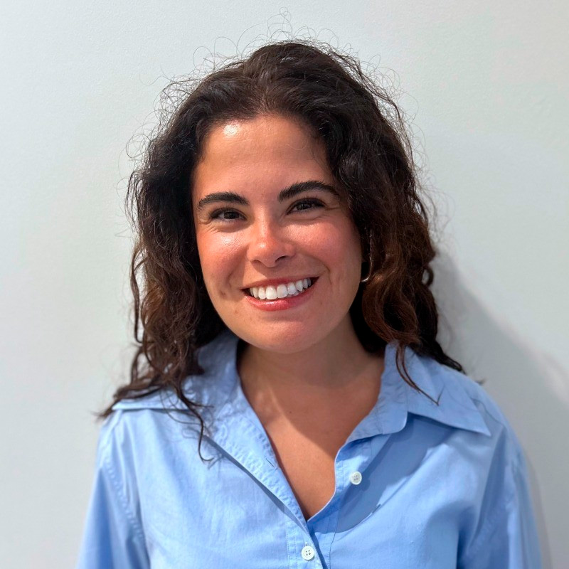 Pilar Flores
